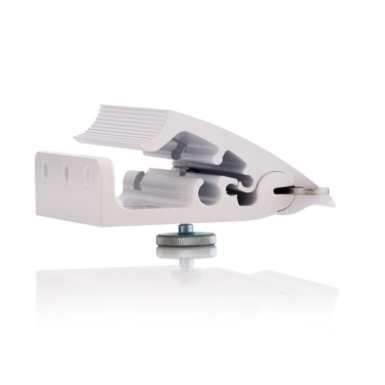 Schützen Sie Ihr Zuhause effektiv vor Einbruch. Der STOP5® Riegel sichert Fenster & Türen gegen Aufhebeln. Patentierte Technik, einfach nachzurüsten. Made in Germany.